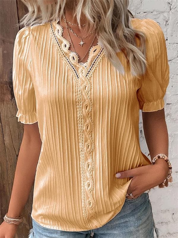 Pilar - Blusa plisada con encaje y manga abullonada
