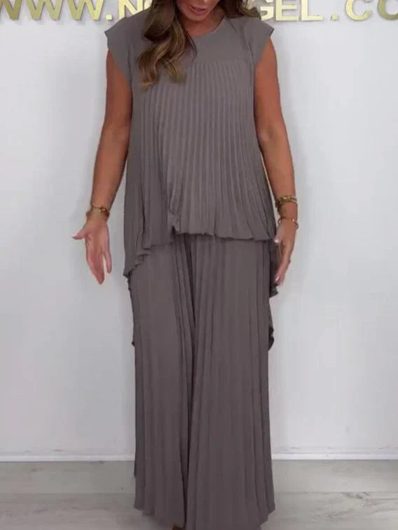 Elsa™ Conjunto plisado de dos piezas con top asimétrico y pantalón palazzo