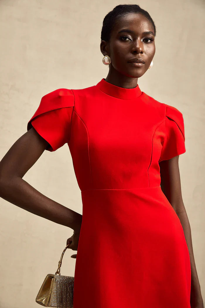 Ana – Vestido mini rojo con mangas pétalo y lazo