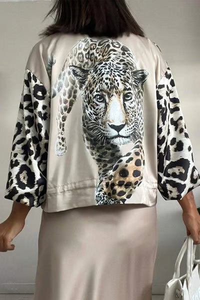 Carmina / Chaqueta bomber con estampado de leopardo
