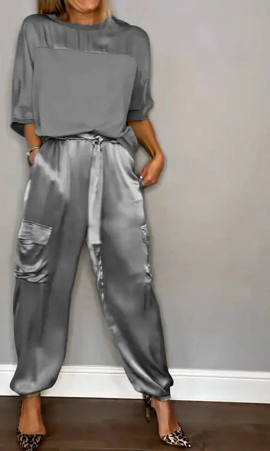 Lucía™ Conjunto de Satén