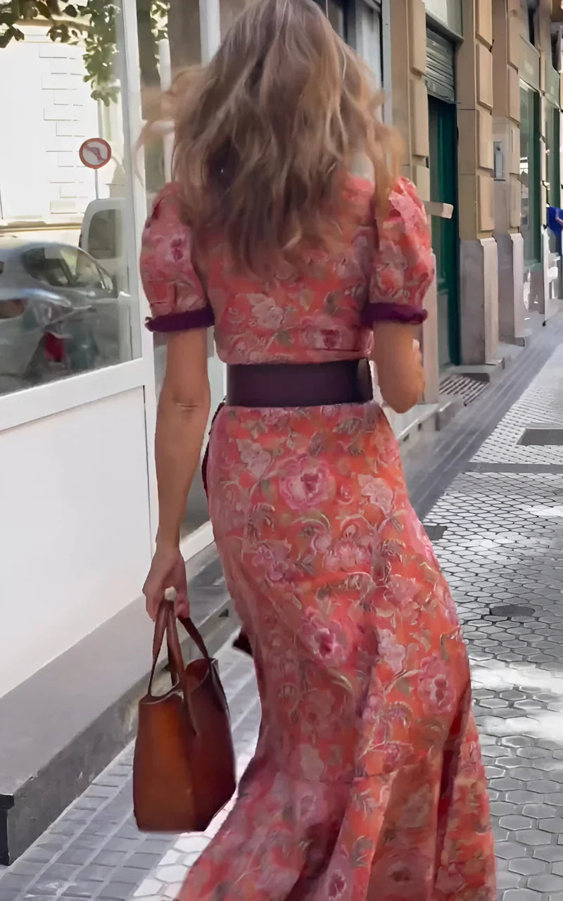 Yasmín - Elegante vestido largo rosa con mangas cortas