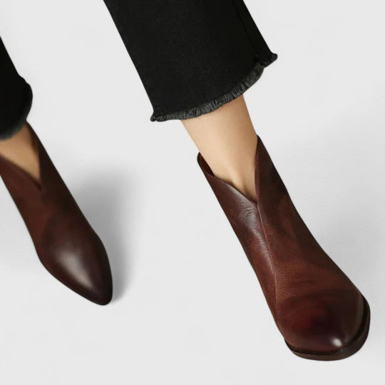 Nicole | Botines Elegantes con Tacón Ancho