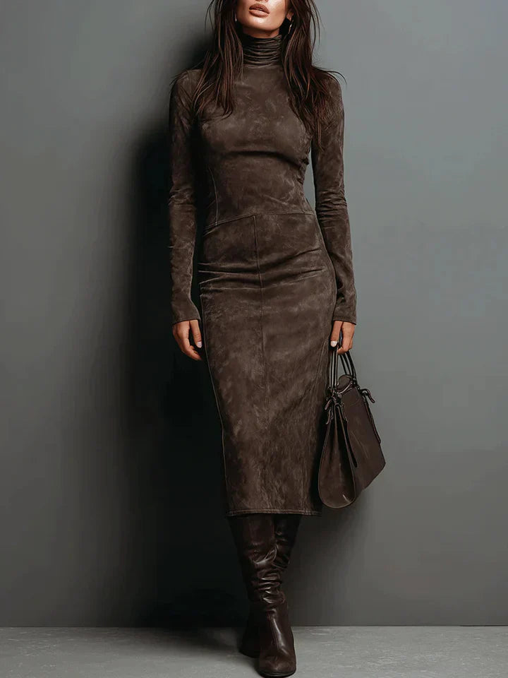 Ilaria - Vestido midi de ante con cuello alto