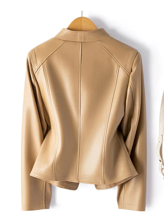 Clara - Chaqueta motera con diseño estructurado