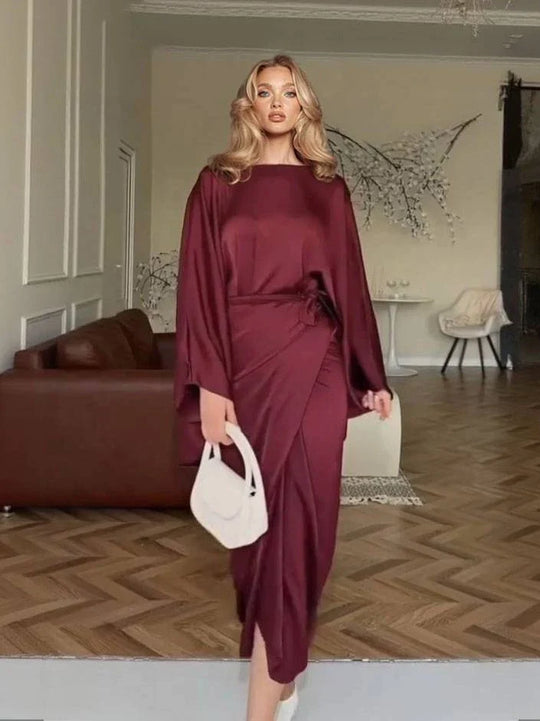 Patricia – Vestido maxi satinado con manga murciélago