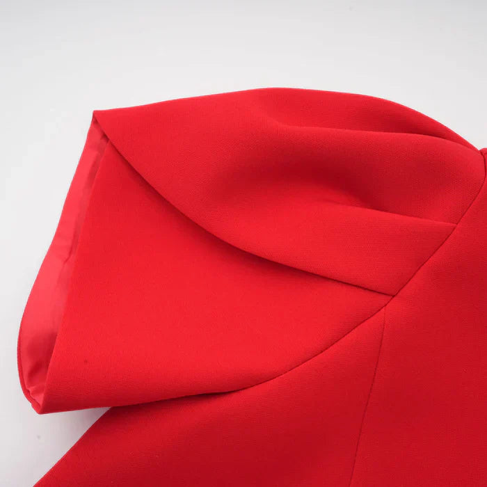 Ana – Vestido mini rojo con mangas pétalo y lazo