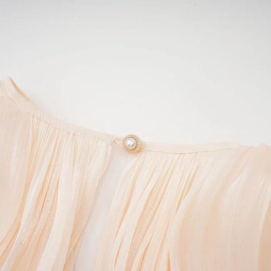 Eugenia – Vestido mini con volantes y pliegues neutros
