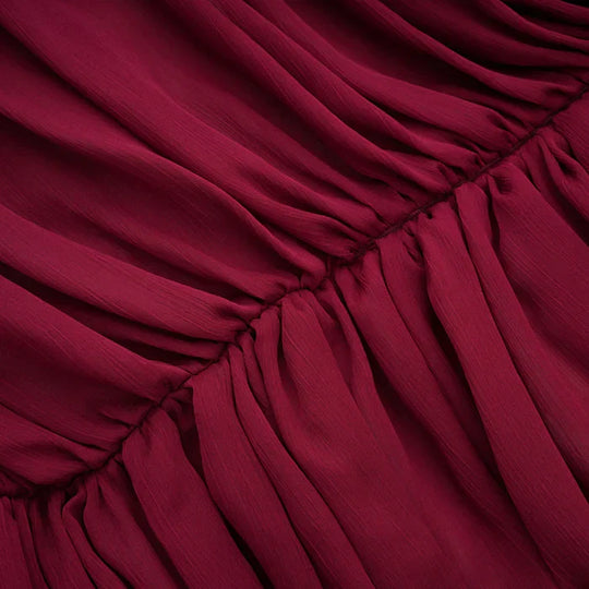 Talía – Vestido mini fruncido asimétrico burdeos