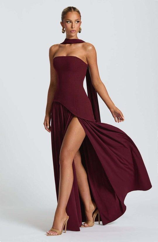 Beatriz - Vestido Largo Sofisticado