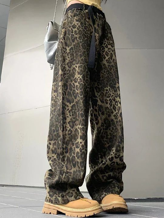 Anja | Jeans de Corte Amplio para Dama con Estampado de Leopardo