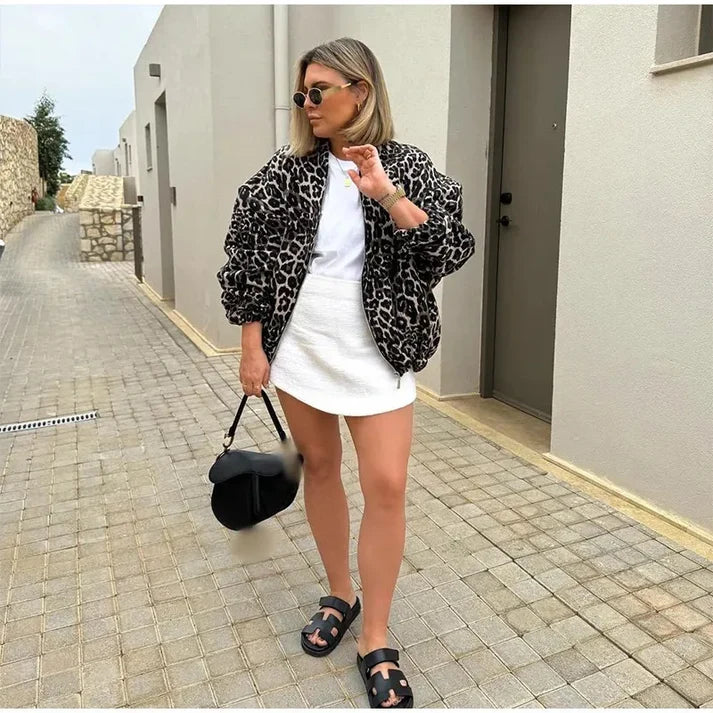 Fiona - Chaqueta bomber para otoño con estampado animal print