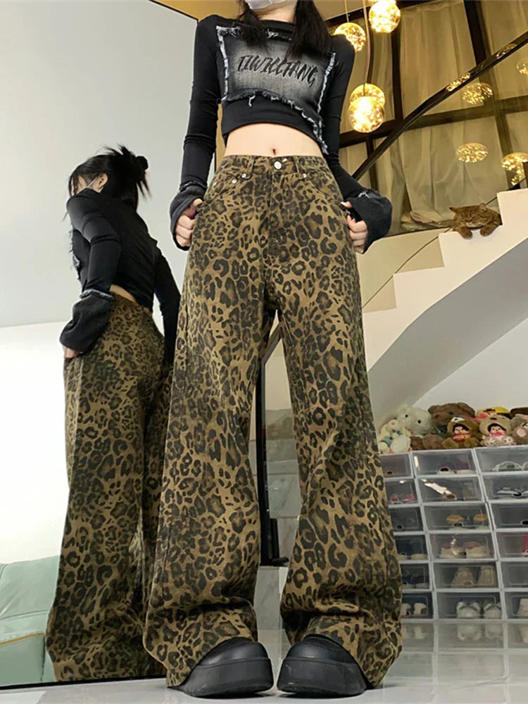 Anja | Jeans de Corte Amplio para Dama con Estampado de Leopardo
