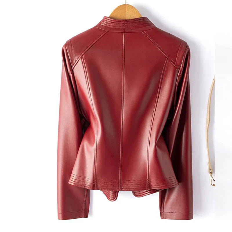 Clara - Chaqueta motera con diseño estructurado
