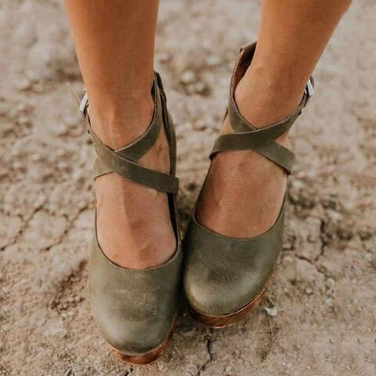 Andrea | Tacones de cuña para damas con correa en el tobillo
