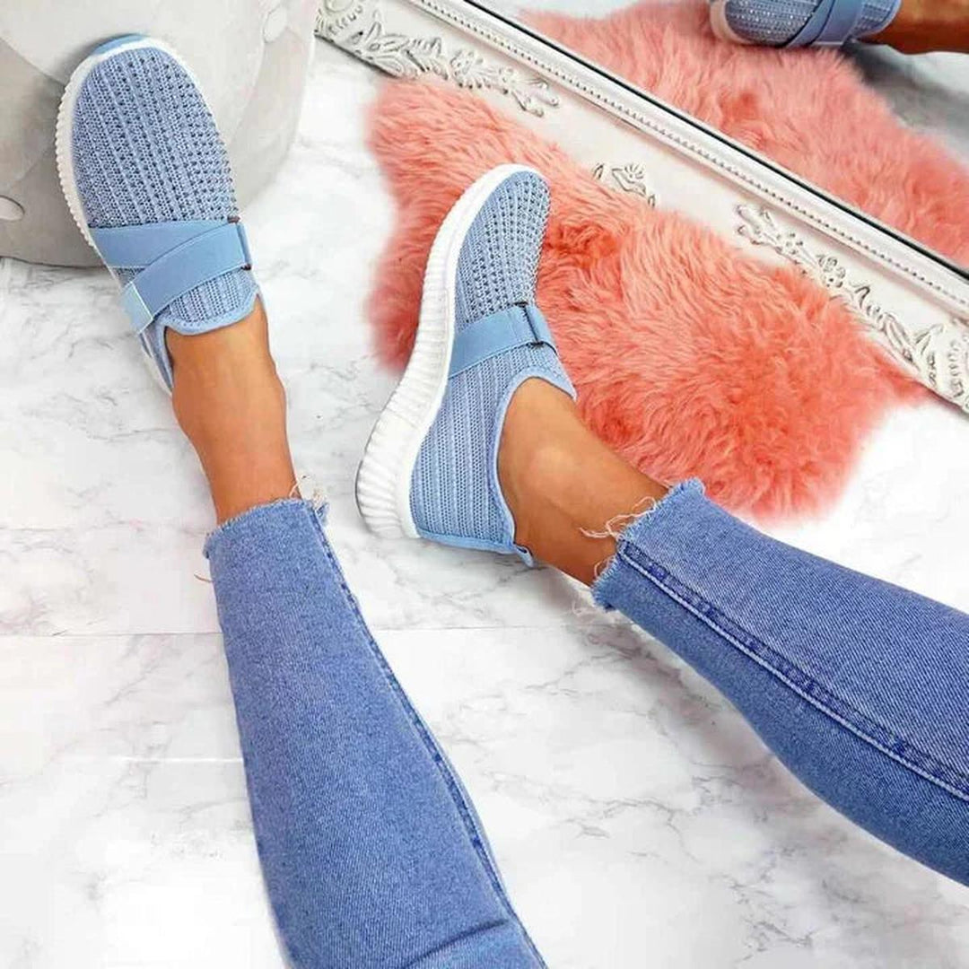Helga | Zapatillas deportivas de moda para damas con banda elástica
