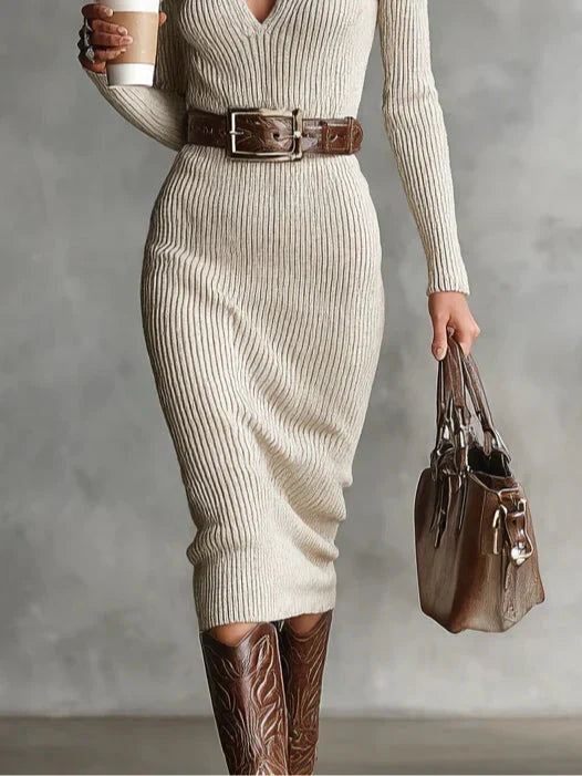 Clara - Vestido de punto con cuello medio alto y cinturón
