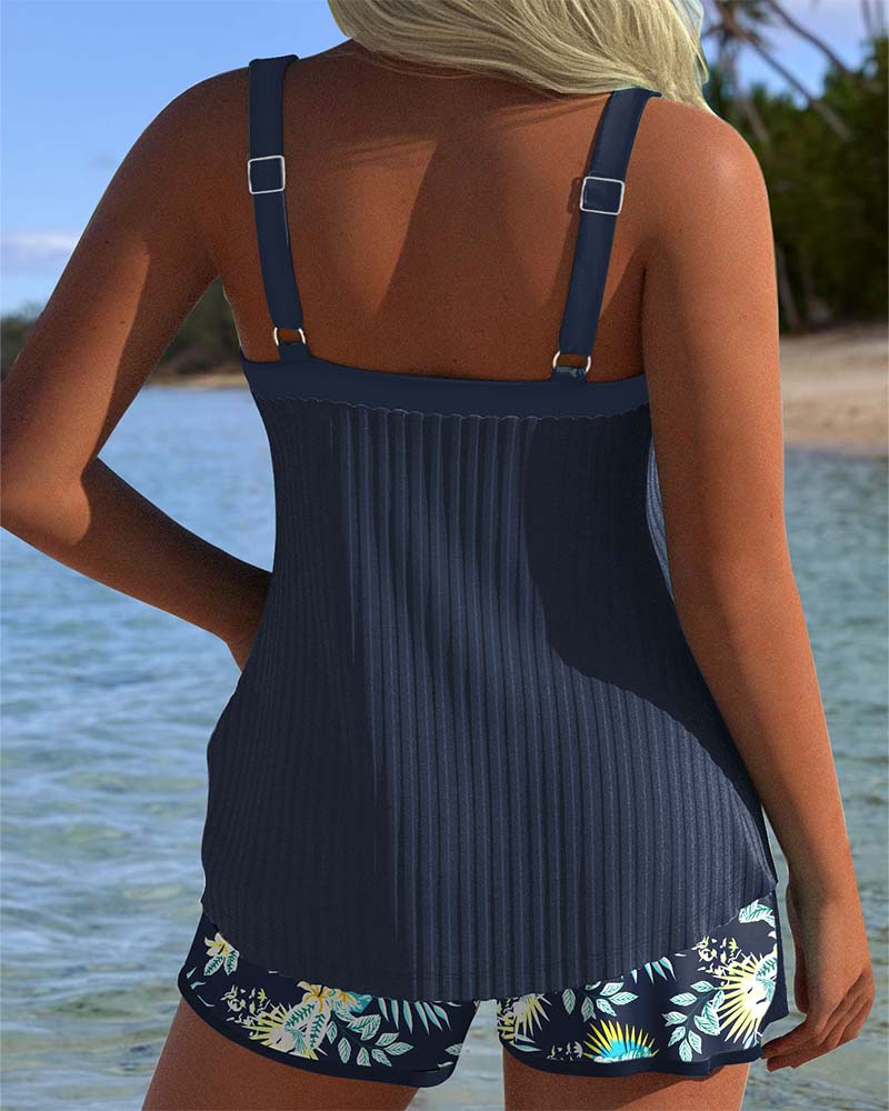 Lana® | Tankini a rayas con short de playa de dos piezas