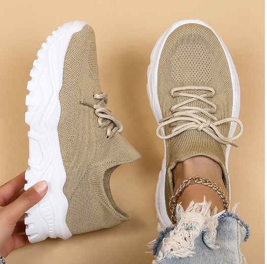 Martina | Zapatillas de mujer modernas con suela gruesa