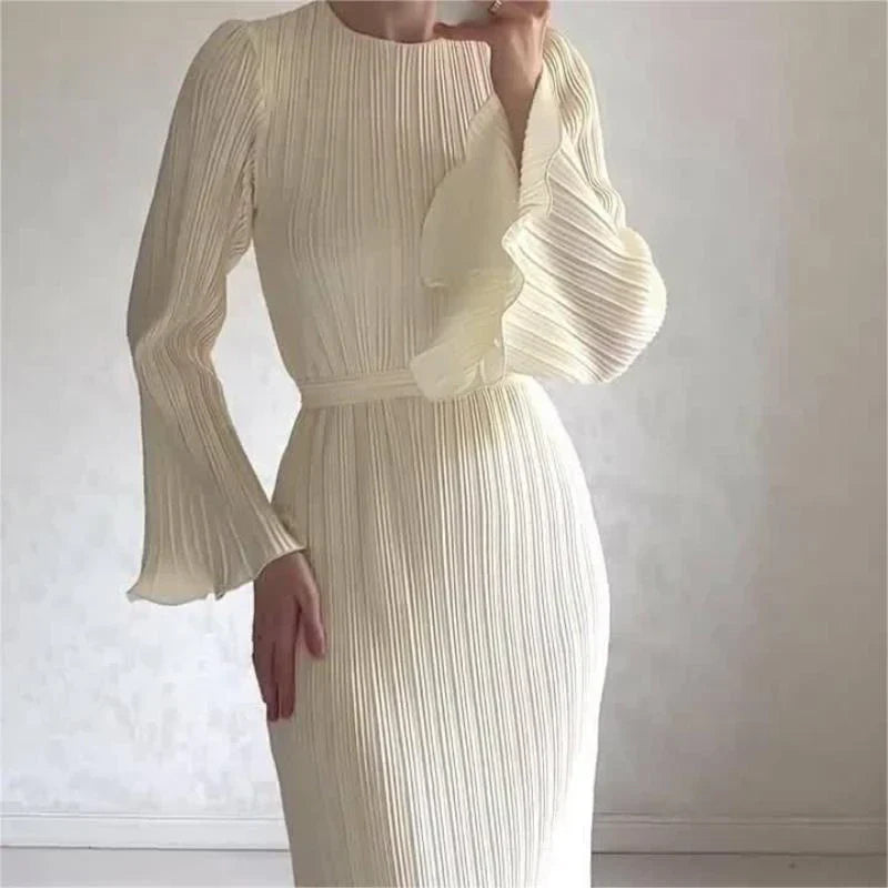 Felicia™ – Vestido largo plisado con mangas acampanadas