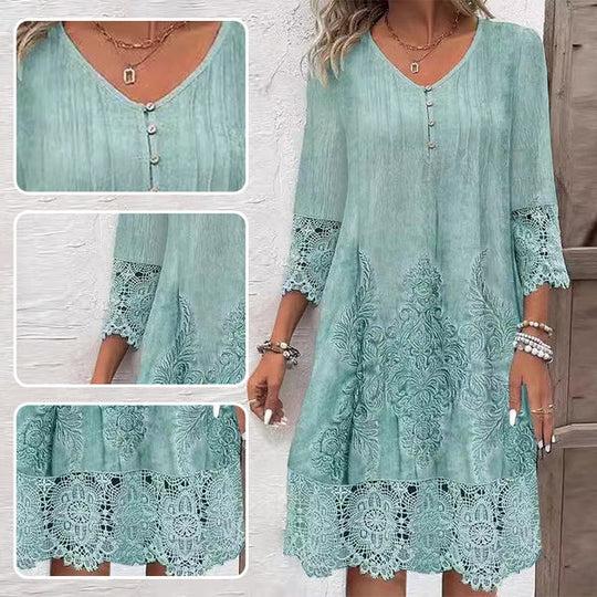 Lucía™ Vestido corto con bordado floral y encaje, manga 3/4 y escote en pico