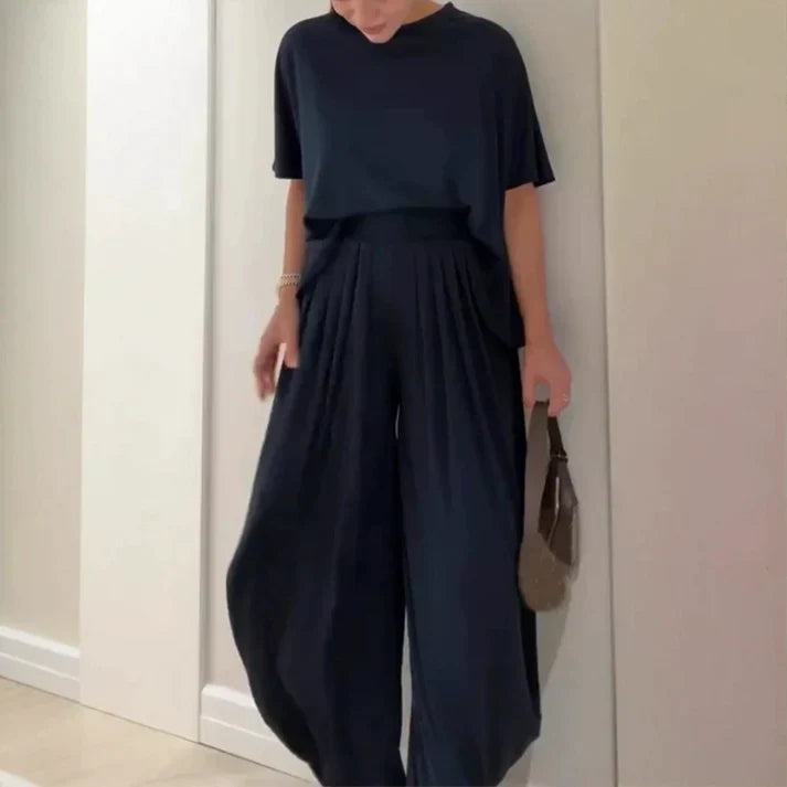 Luma - Conjunto fluido de dos piezas con top liso y pantalón ancho