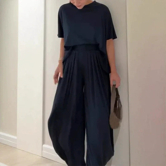 Luma - Conjunto fluido de dos piezas con top liso y pantalón ancho