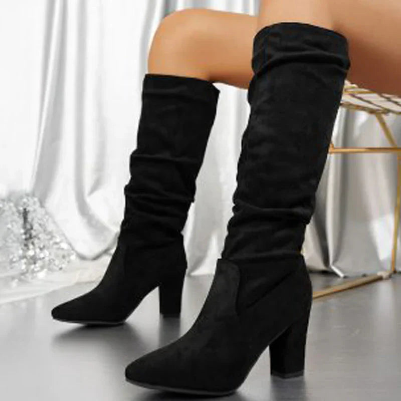 Alejandra - Botas altas de tacón ancho y diseño elegante