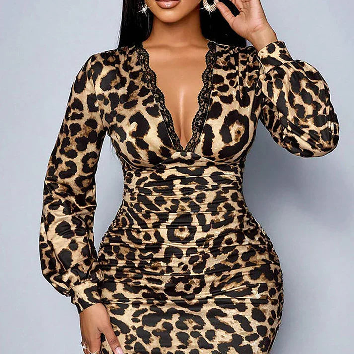 Alejandra – Vestido midi animal print con escote en V
